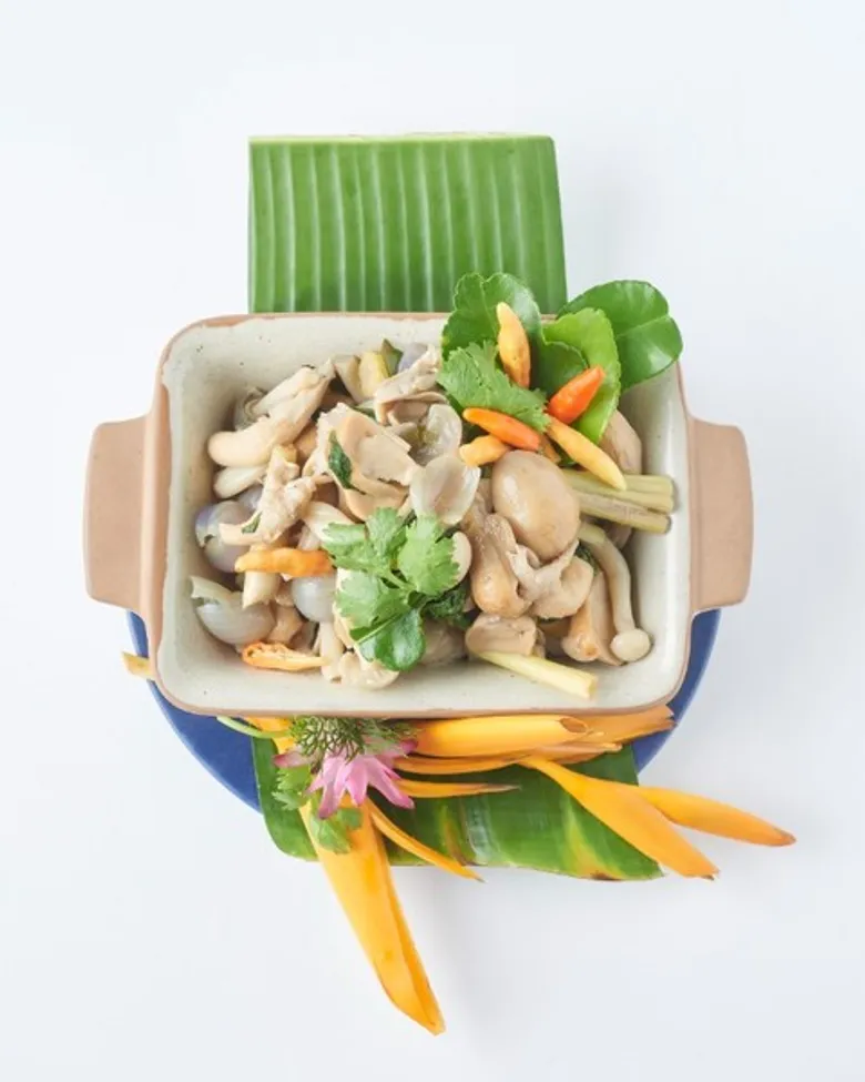 สยามพารากอนและสยามเซ็นเตอร์ชวนถือศีลกินเจตามกรุ๊ปเลือด อร่อยเต็มอรรถรส อิ่มบุญ และมีคุณประโยชน์ต่อสุขภาพ