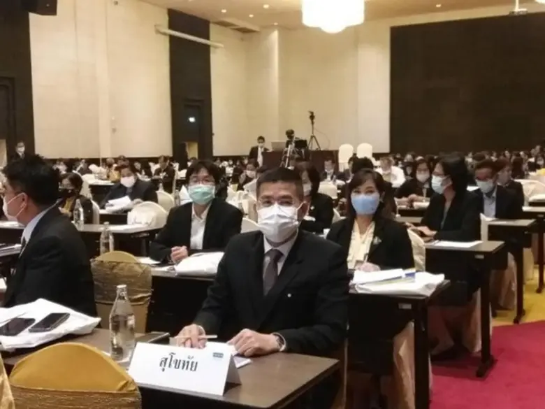 ประชุมชี้แจงคณะกรรมการขับเคลื่อนโครงการเพิ่มทักษะด้านอาชีพ แก่นักเรียนครอบครัวยากจน ที่ไม่ได้เรียนต่อหลังจบการศึกษาภาคบังคับจังหวัด