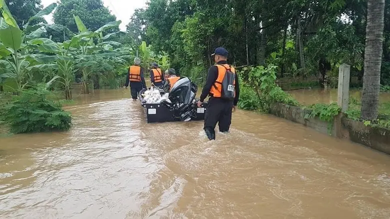 จากสถานการณ์ฝนตกหนักอย่างต่อเนื่องในประเท...