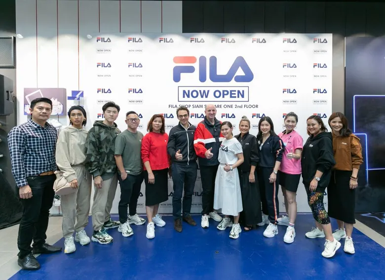 "จียอน" – "เชาว์" ร่วมงาน "FILA" เปิดสาขาใหม่ ใจกลางแหล่งช้อปปิ้งที่ SIAM SQUARE ONE!