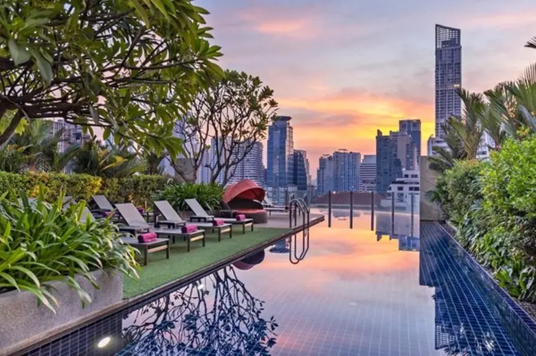 โรงแรมอลอฟท์ กรุงเทพ สุขุมวิท 11 บริหารโด...