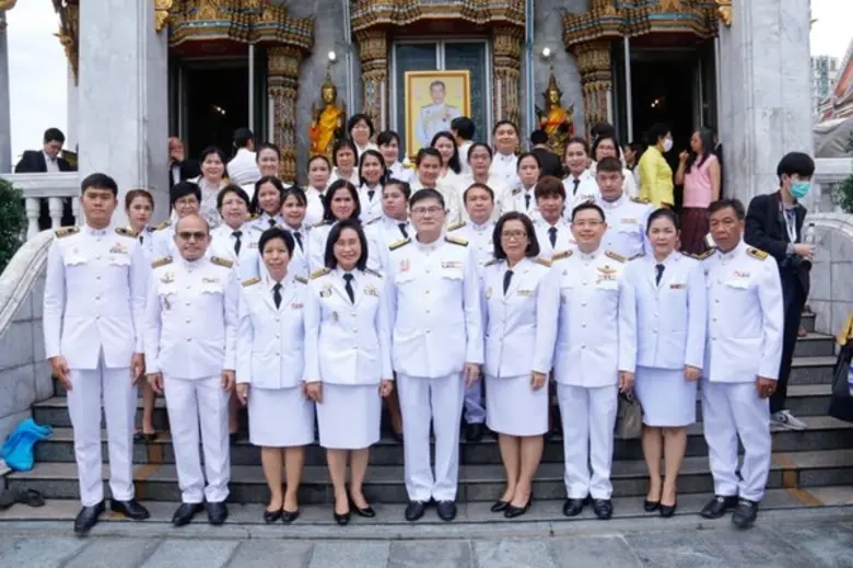 ศ.ดร.เอนก เหล่าธรรมทัศน์ รัฐมนตรีว่าการกร...