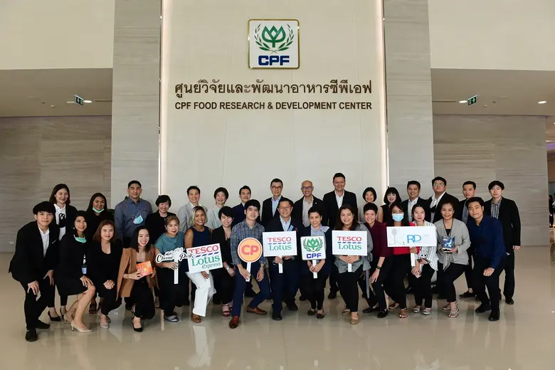 ดร.สมหมาย เตชะศิรินุกูล รองกรรมการผู้จัดก...