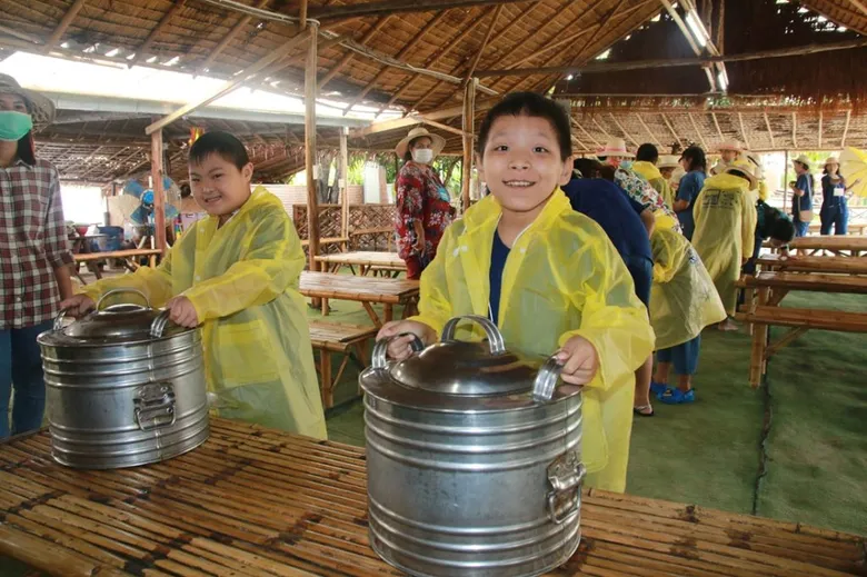 เทเวศประกันภัย ร่วมเสริมการเรียนรู้ สู่การพัฒนา เพิ่มทักษะประสบการณ์นอกห้องเรียนให้น้อง ด้วยวิถีเกษตรอินทรีย์