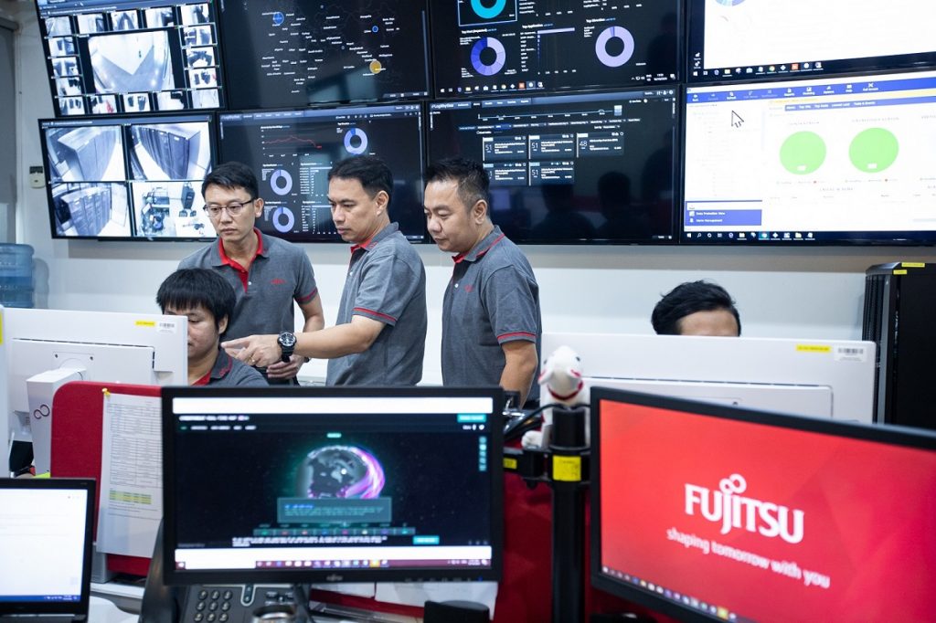 ฟูจิตสึ ประเทศไทย เปิดตัวศูนย์ปฏิบัติการด้านความปลอดภัย - SOCaaS ผนึกพันธมิตรเทคโนโลยี LogRhythm ลุยตลาดลูกค้าระดับองค์กรเต็มรูปแบบ
