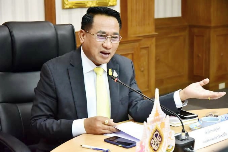 นายสัตวแพทย์สรวิศ ธานีโต อธิบดีกรมปศุสัตว...