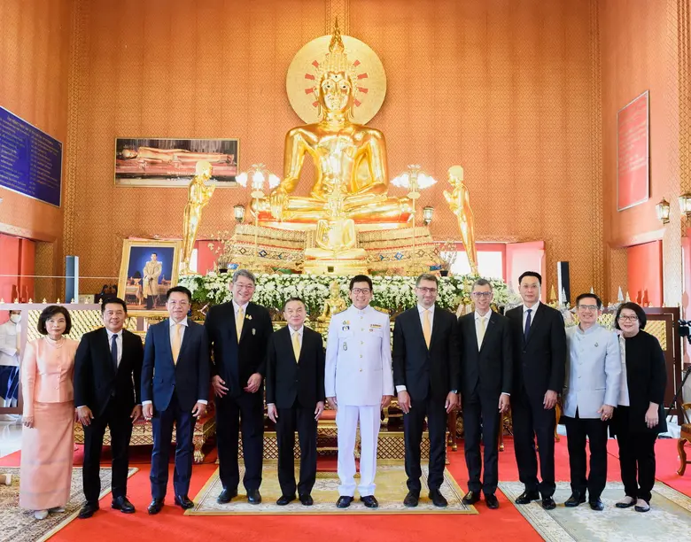 ทีเอ็มบีและธนชาต จัดพิธีถวายผ้าพระกฐินพระราชทาน ประจำปี 2563 ทำนุบำรุงพระอารามหลวง พร้อมส่งมอบเงินบริจาคเพื่อสาธารณประโยชน์