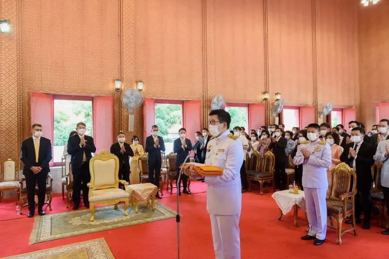 ทีเอ็มบีและธนชาต จัดพิธีถวายผ้าพระกฐินพระราชทาน ประจำปี 2563 ทำนุบำรุงพระอารามหลวง พร้อมส่งมอบเงินบริจาคเพื่อสาธารณประโยชน์