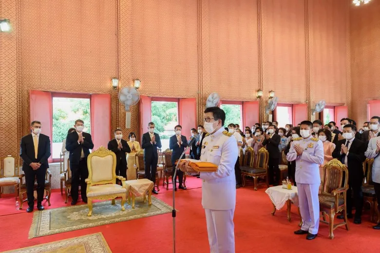 ทีเอ็มบีและธนชาต จัดพิธีถวายผ้าพระกฐินพระราชทาน ประจำปี 2563 ทำนุบำรุงพระอารามหลวง พร้อมส่งมอบเงินบริจาคเพื่อสาธารณประโยชน์
