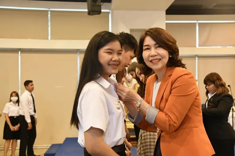 วันเกียรติยศ! พิธี"ติดเข็มประดับไท" ลูกนิติศาสตร์'63 ม.ศรีปทุม