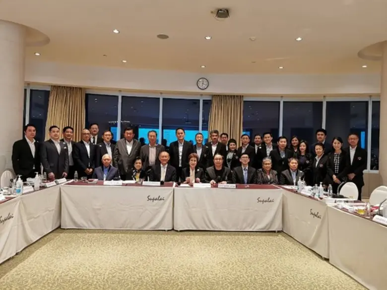 ดร.อาภา อรรถบูณ์วงศ์ นายกสมาคมอาคารชุดไทย ร่วมกับ ร...