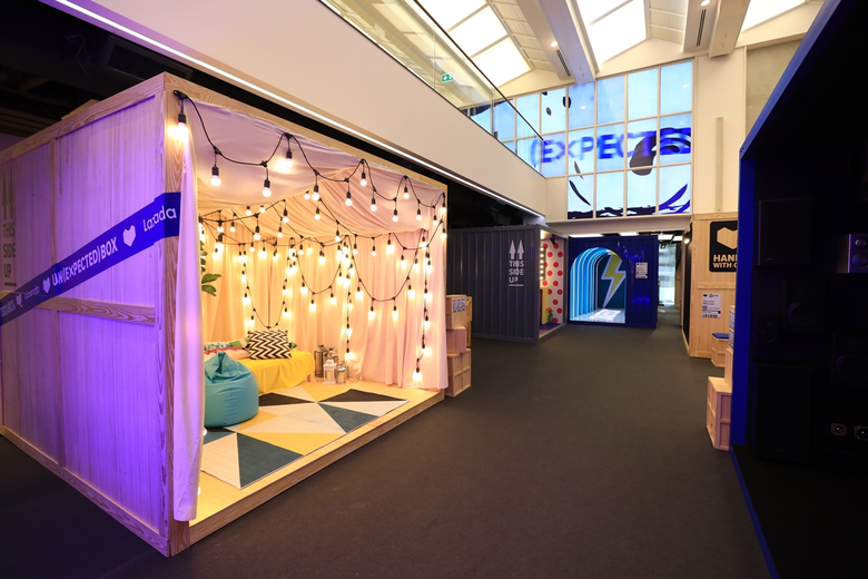 LazGlobal จัด Pop Up นิทรรศการศิลปะ - อีคอมเมิร์ซครั้งแรกของเมืองไทย ยกโลกทั้งใบมาไว้ในมือนักช้อป