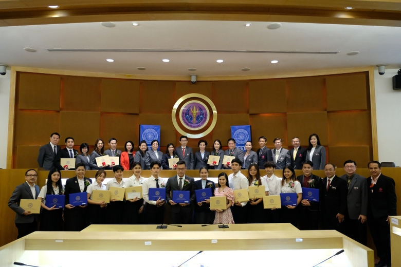 ดร.บุษบา ชัยจินดา รองอธิการบดี มหาวิทยาลั...