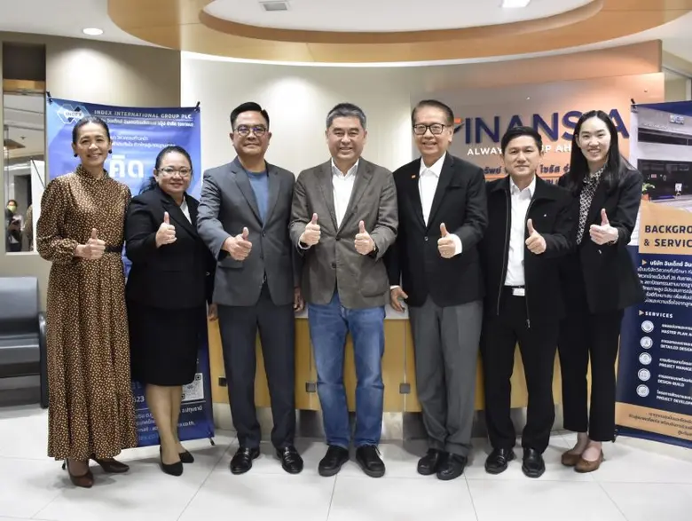 ดร.วุฒิชัย พรรณเชษฐ์ (ที่ 3 จากขวา) ผู้ช่วยประธานเจ...