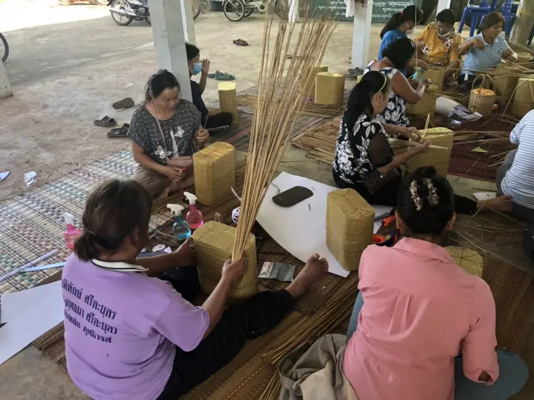 นายสมศักดิ์ เพ็งธรรม ผู้อำนวยการสำนักงานพ...