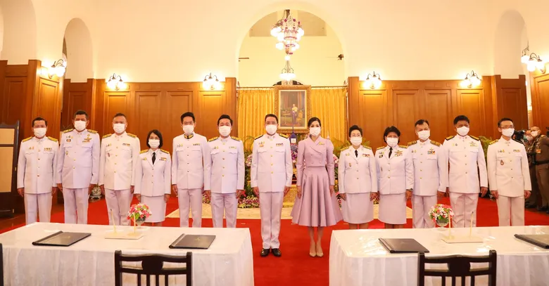 "พุทธิพงษ์" พร้อมคณะผู้บริหารฯ ดีอีเอส ร่วมลงนามถวายพระพร เยี่ยมสมเด็จพระกนิษฐาธิราชเจ้า กรมสมเด็จพระเทพรัตนราชสุดาฯ