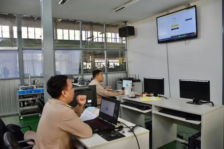 สพร.9 พิษณุโลก เปิดฝึกอบรมออนไลน์เป็นของขวัญปีใหม่ กระทรวงแรงงาน "รักจากใจแรงงานไทยสุขใจถ้วนหน้า" ปี 2564