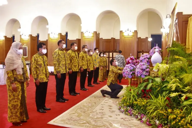 นายวุฒิชัย สุระรัตน์ชัย กรรมการและผู้จัดก...