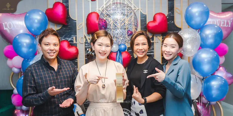 พ.ญ.ณัฐฐามณี สิริภคพันธ์ (หมอรวงข้าว) ให้...