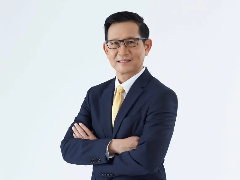 นายอรรถพล ฤกษ์พิบูลย์ ประธานเจ้าหน้าที่บร...