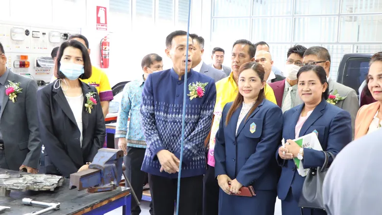 สพร 22 นครศรีธรรมราช จับมือกับ วิทยาลัยเทคนิคทุ่งสง เพื่อผลักดันให้แรงงานในสถานประกอบการ และนักศึกษาของสถานศึกษาให้มีฝีมือได้มาตรฐานสากล