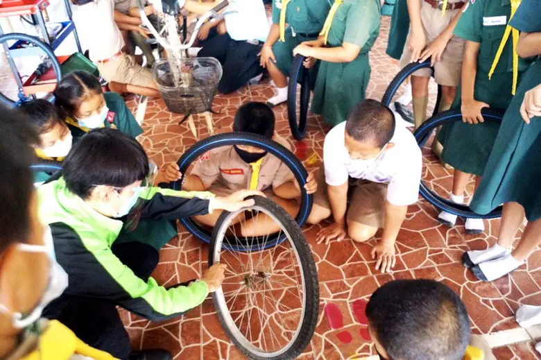 วิศวะมหิดล อบรมเทคนิคซ่อมบำรุงและส่งมอบจักรยานรีไซเคิล 30 คัน แก่เยาวชนและครู รร.วัดบุญยศรีสวัสดิ์