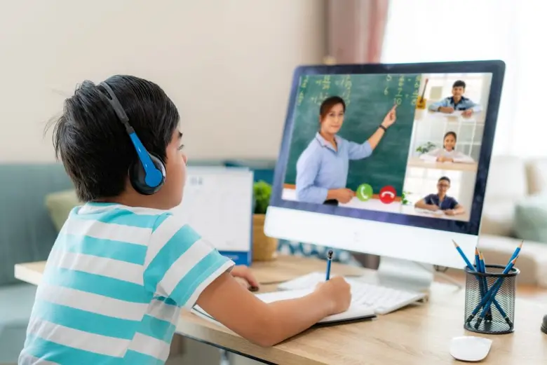 เทนเซ็นต์ คลาวด์ เสริมแกร่งภาคการศึกษาเพื่อปรับตัวสู่ Smart Education ยกระดับการศึกษายุคดิจิทัลด้วยโซลูชันคลาวด์อัจฉริยะ และปัญญาประดิษฐ์
