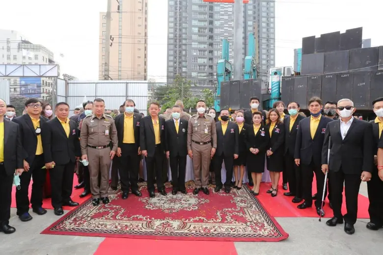 พล.ต.ท.ภัคพงศ์ พงษ์เภตรา ประธานพิธีวางศิล...