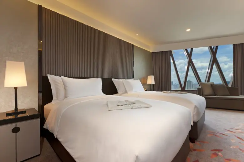 โรงแรม ดิ โอกุระ เพรสทีจ กรุงเทพฯ โรงแรมห...