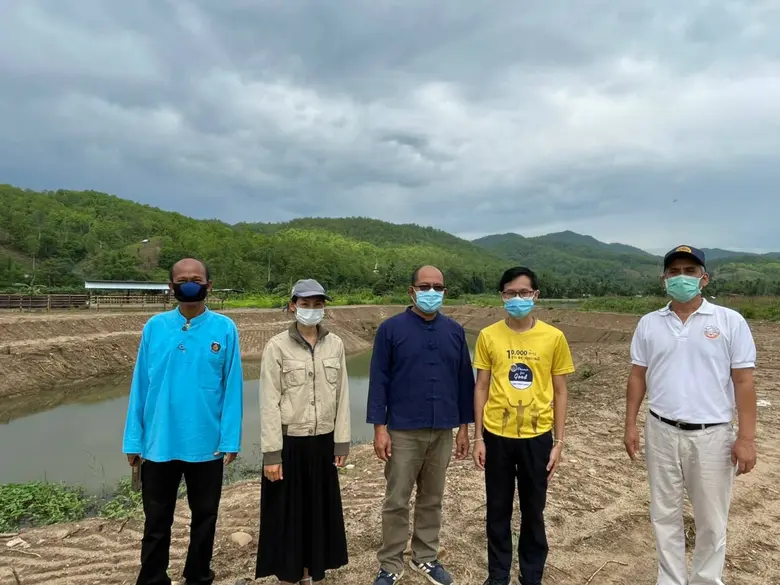 พช.แม่ฮ่องสอน เดินเครื่องต่อเนื่อง ลงพื้นที่ติดตามสนับสนุนการดำเนินงาน "โคก หนอง นา พช." อำเภอสบเมย เพื่อยกระดับคุณภาพชีวิตของพี่น้องประชาชน