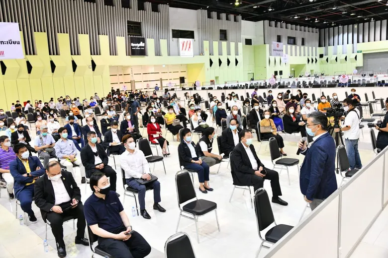 เดอะมอลล์ กรุ๊ป สนับสนุนงบกว่า 70 ล้านบาท จับมือ กรุงเทพมหานคร-จังหวัดนนทบุรี-จังหวัดนครราชสีมา เดินหน้าเตรียมสถานที่ฉีดวัคซีนป้องกันโควิด-19