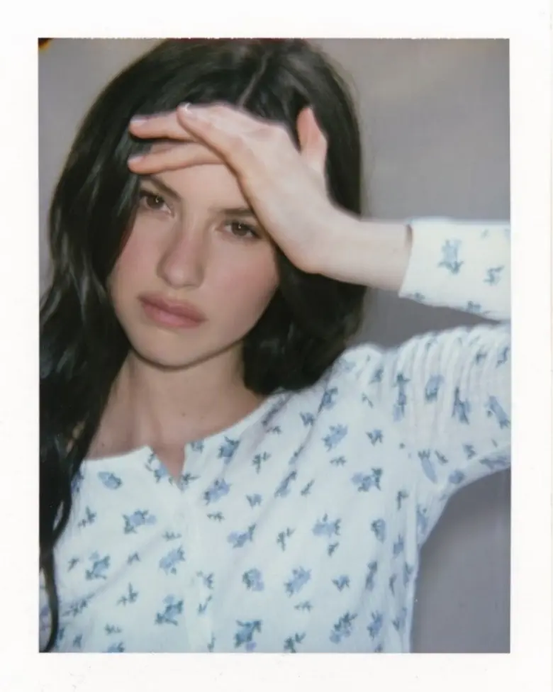 "Gracie Abrams" นักร้องนักแต่งเพลงสาวสวย ...