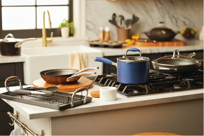 PotsandPans นำเสนอเครื่องครัวและเครื่องมื...