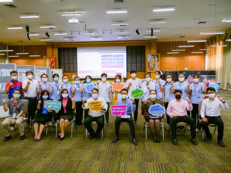 คณะผู้บริหารมหาวิทยาลัยและผู้บริหารส่วนงา...