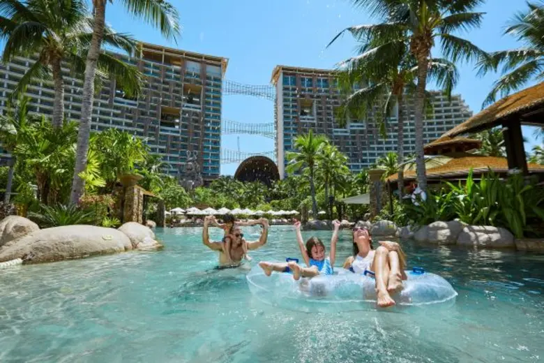 เซ็นทาราฉลองความสำเร็จใหญ่ 36 โรงแรมในเครือคว้ารางวัล Travelers' Choice Awards 2021 จาก TripAdvisor