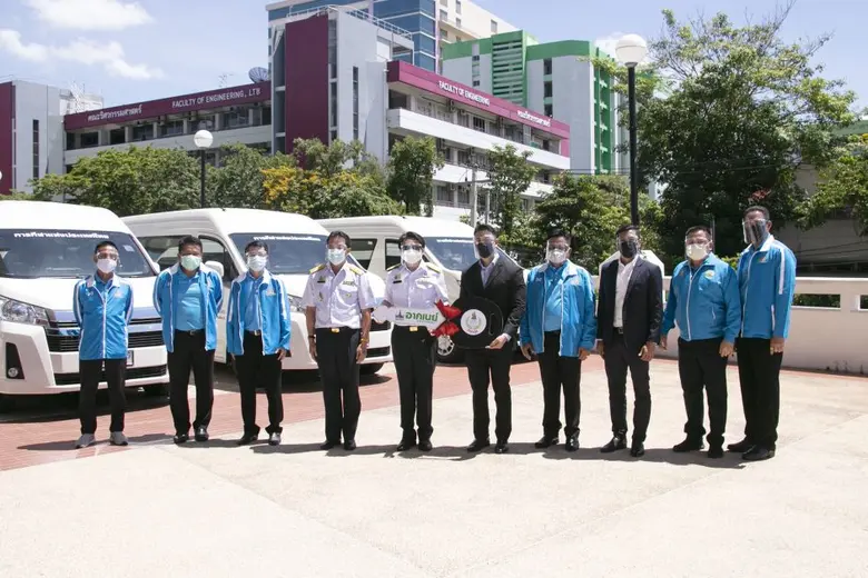 นายสมัคร์ โปษยานนท์ รองผู้อำนวยการใหญ่ บร...