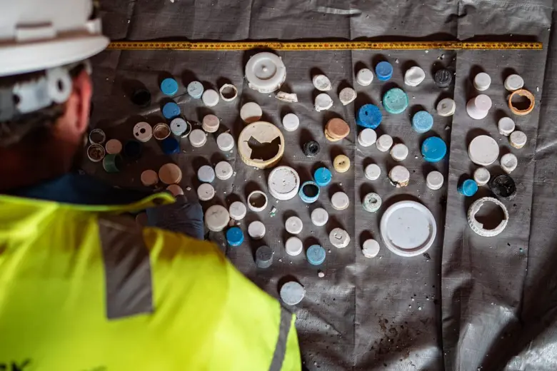 เดอะโคคา-โคล่า คัมปะนี ผนึกกำลัง The Ocean Cleanup เดินหน้าทำความสะอาดแม่น้ำ 15 แห่งทั่วโลก ป้องกันการรั่วไหลของขยะพลาสติกลงสู่มหาสมุทร