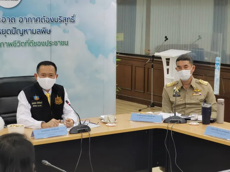 "วราวุธ" เดินหน้ากระตุ้นเศรษฐกิจสีเขียว หนุนผลิตและใช้ผลิตภัณฑ์กันกระแทกจากผักตบชวา ทดแทนเม็ดโฟม ไปรษณีย์-เคอร์รี่ ขานรับ พร้อมสนับสนุน
