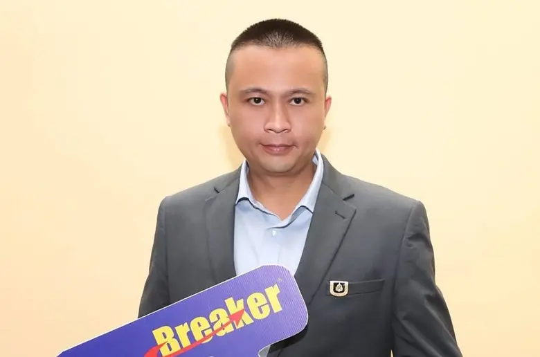 กลุ่มบริษัทรองเท้า เอส.ซี.เอส. ผู้ผลิตรองเท้านักเรี...