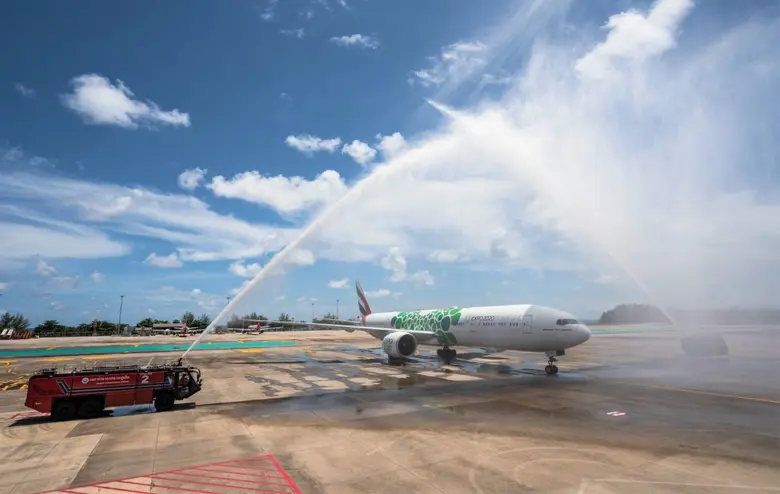 นักเดินทางต่างชาติที่ได้รับวัคซีนครบโดส ส...