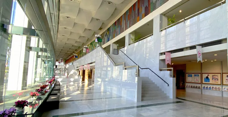- Standard Chartered Bank, Rose Theater a...
