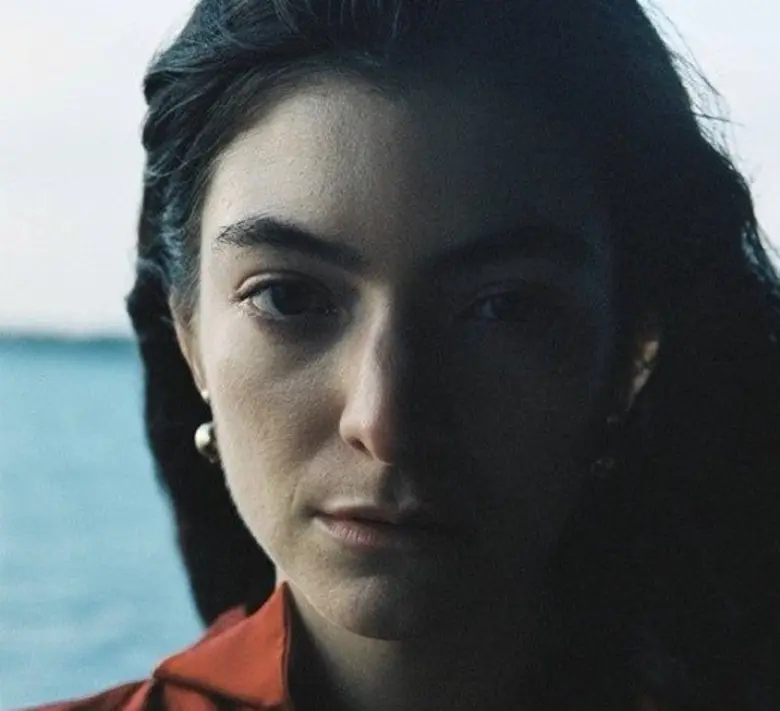 เมื่อไม่นานนี้ "Lorde" ศิลปินสาวความสามาร...