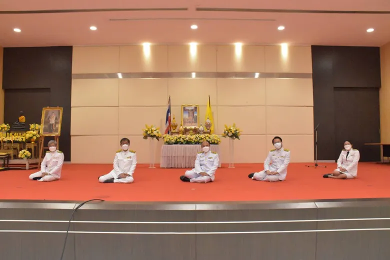 สถาบันเทคโนโลยีปทุมวัน ถวายพระพรชัยมงคล พระบาทสมเด็จพระวชิรเกล้าเจ้าอยู่หัว (รัชกาลที่ 10)