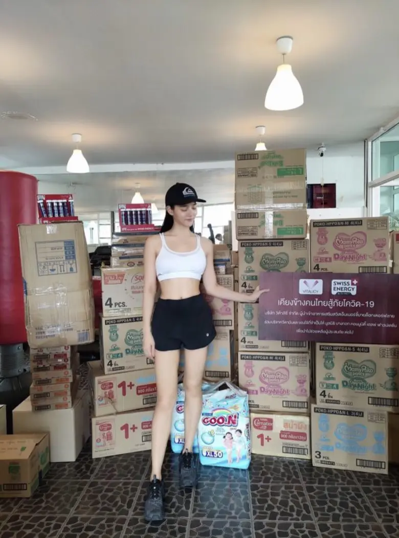 "วิต้าลิซี่" สานต่อนโยบายเพื่อสังคมร่วมแบ่งปันน้ำใจฝ่าวิกฤต COVID-19 ส่งมอบวิตามินและของใช้จำเป็น ผ่าน "มูลนิธิ บางกอก คอมมูนิตี้ เฮลพ์ ฟาวเดชั่น"