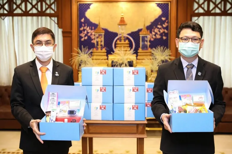 ธอส. มอบเงิน 900,000 บาท สนับสนุนโครงการ Covid Home Care ให้แก่ สมาคมสมาพันธ์สถานประกอบการเพื่อสุขภาพและผู้สูงอายุ