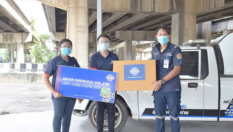 ตัวแทน นาย สุธน คุณรักษา ผู้อำนวยการโรงพย...
