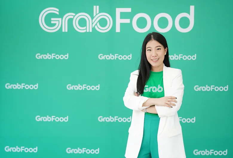 แกร็บ ผนึกกำลัง เพจ Food for Fighters และ มูลนิธิ Scholars of Sustenance เปิดตัวกิจกรรม 'กล่องอิ่มสู้ - สั่งทางนี้อิ่มทางโน้น' ชวนปันสุขผ่านการมอบอาหาร 30,000 มื้อ แก่ชุมชนที่ได้รับผลกระทบจากโควิด-19