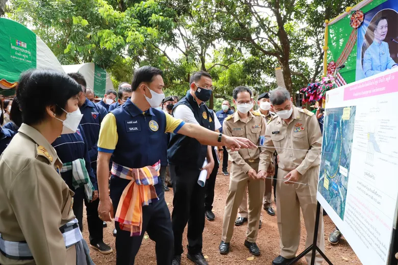 มท.2 กำชับกรมโยธาฯ เดินหน้าเขื่อนป้องกันตลิ่ง พัฒนาแหล่งท่องเที่ยว จ.สกลนคร