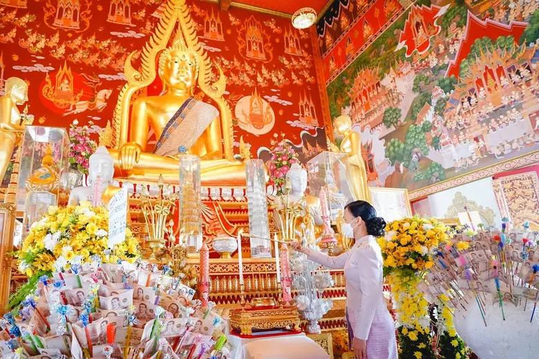 ธนาคารไทยพาณิชย์จัดพิธีถวายผ้าพระกฐินพระราชทาน ประจำปี 2564 ณ วัดคลองวาฬ พระอารามหลวง จังหวัดประจวบคีรีขันธ์