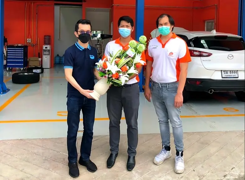 "เบ็นดิกซ์" ร่วมแสดงความยินดี "ศูนย์บริการออโต้แบคส์" เปิดสาขา ติวานนท์